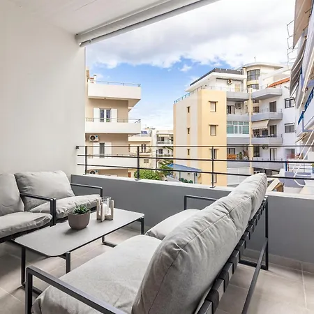 Casa Civique A Modern With Balcony, Parking, Aircon & Elevator *